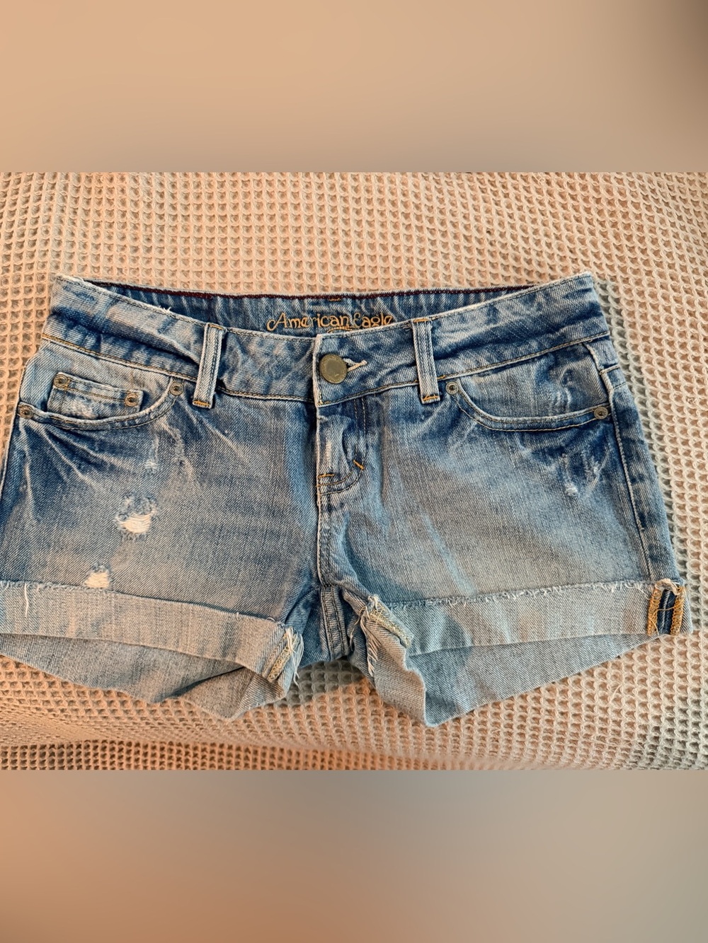 American Eagle Outfitters Light Wash Rolled Hem Denim Shorts